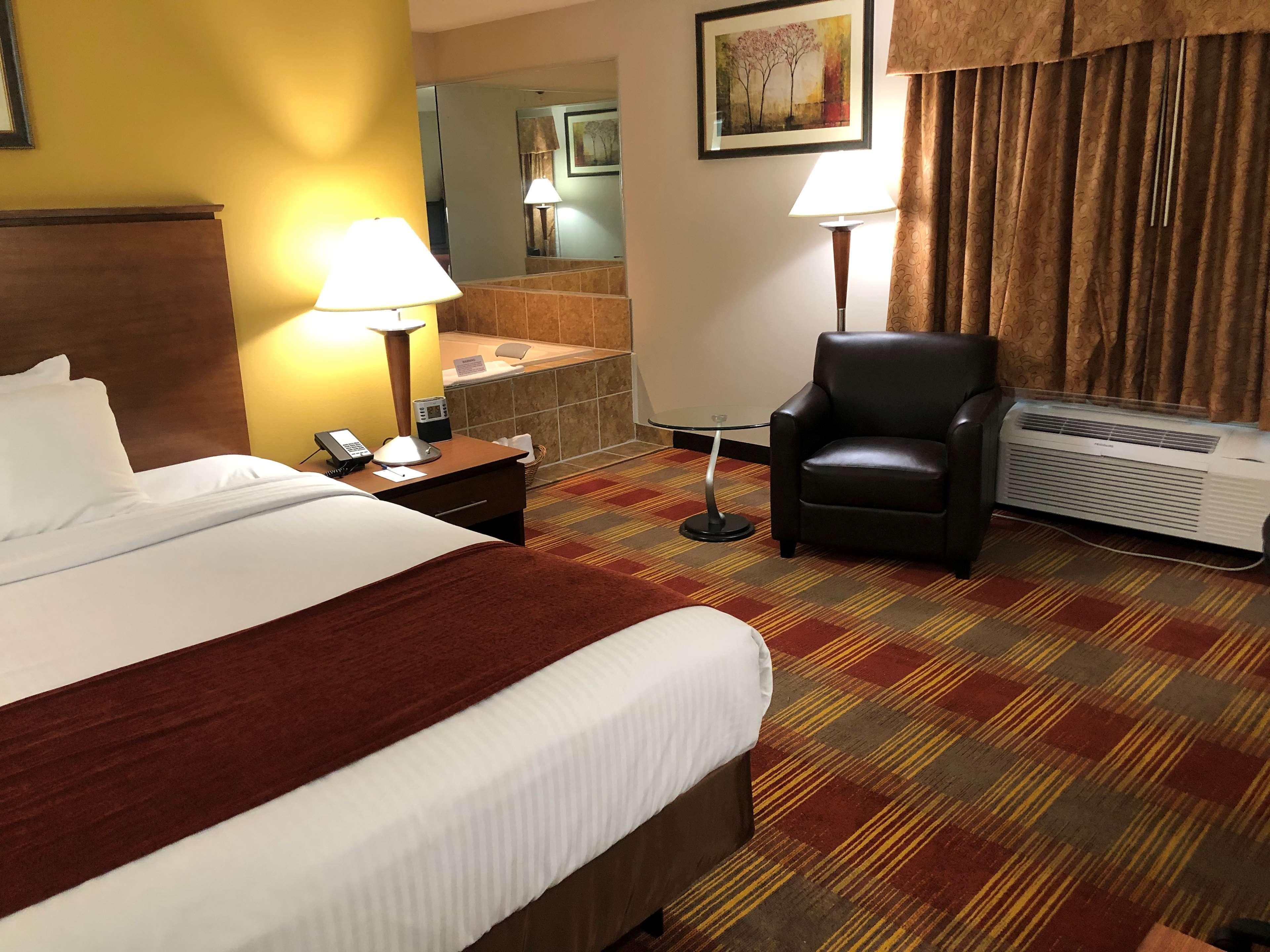 Best Western Lakewood Inn Hebron Zewnętrze zdjęcie
