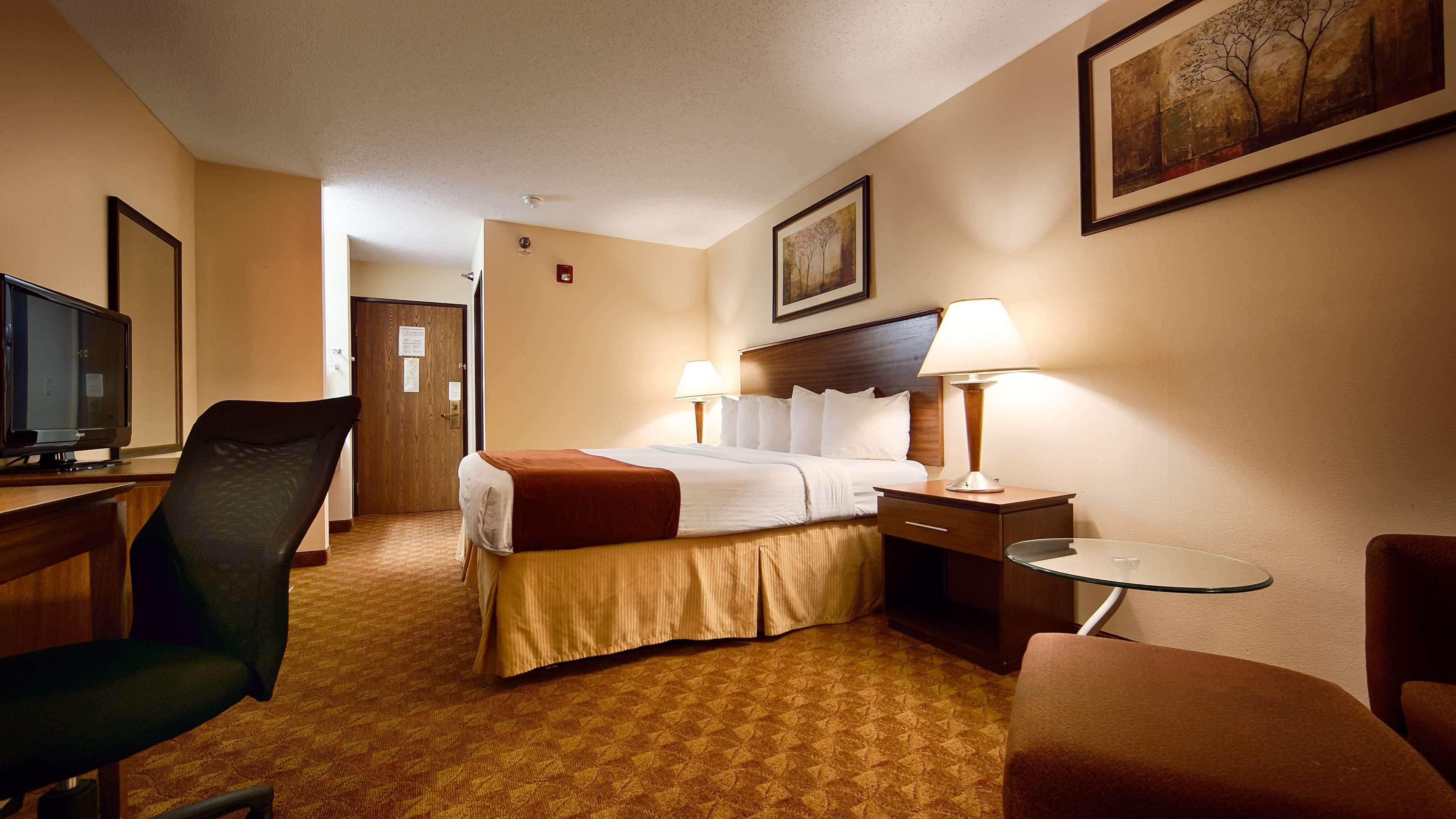 Best Western Lakewood Inn Hebron Zewnętrze zdjęcie
