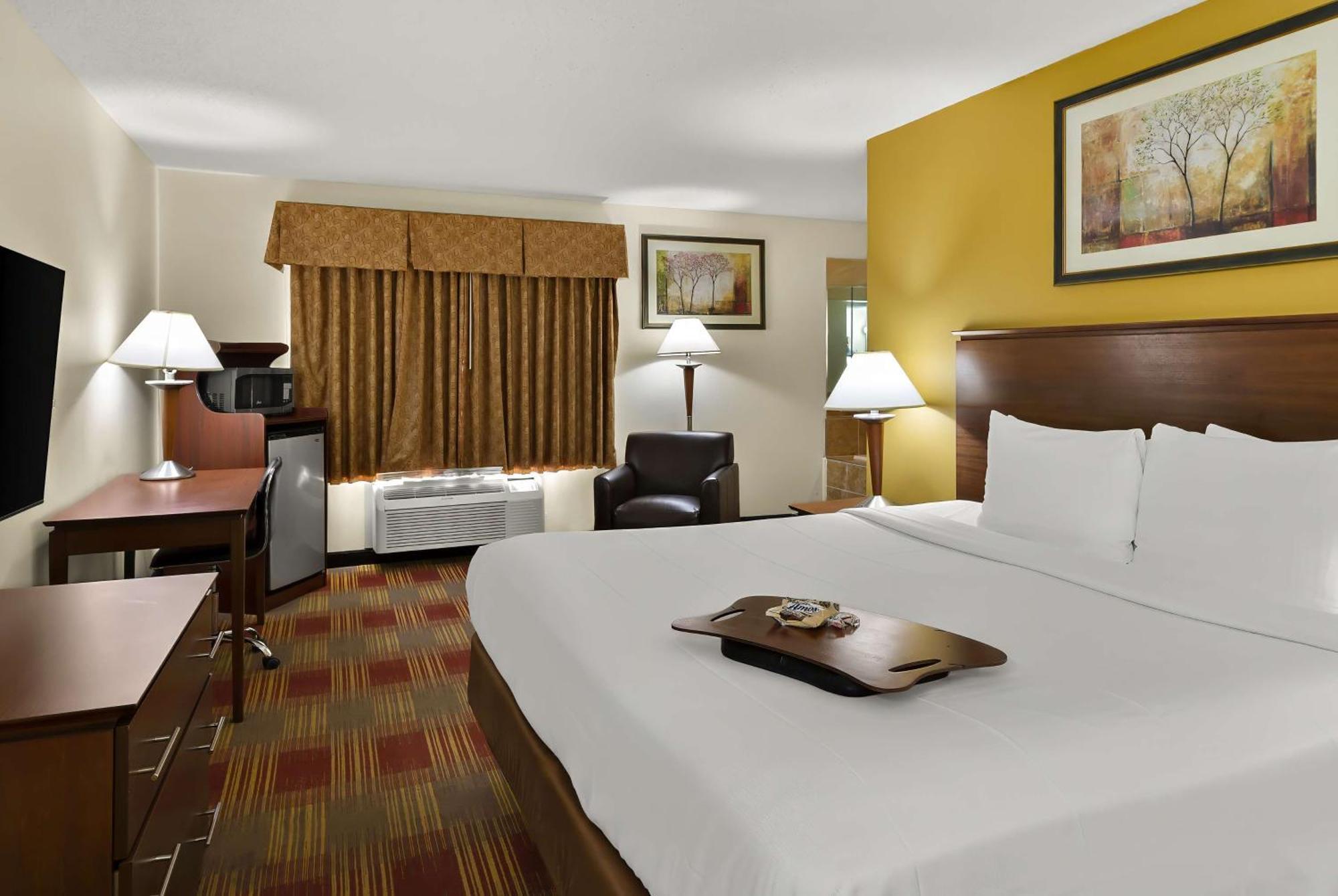 Best Western Lakewood Inn Hebron Zewnętrze zdjęcie