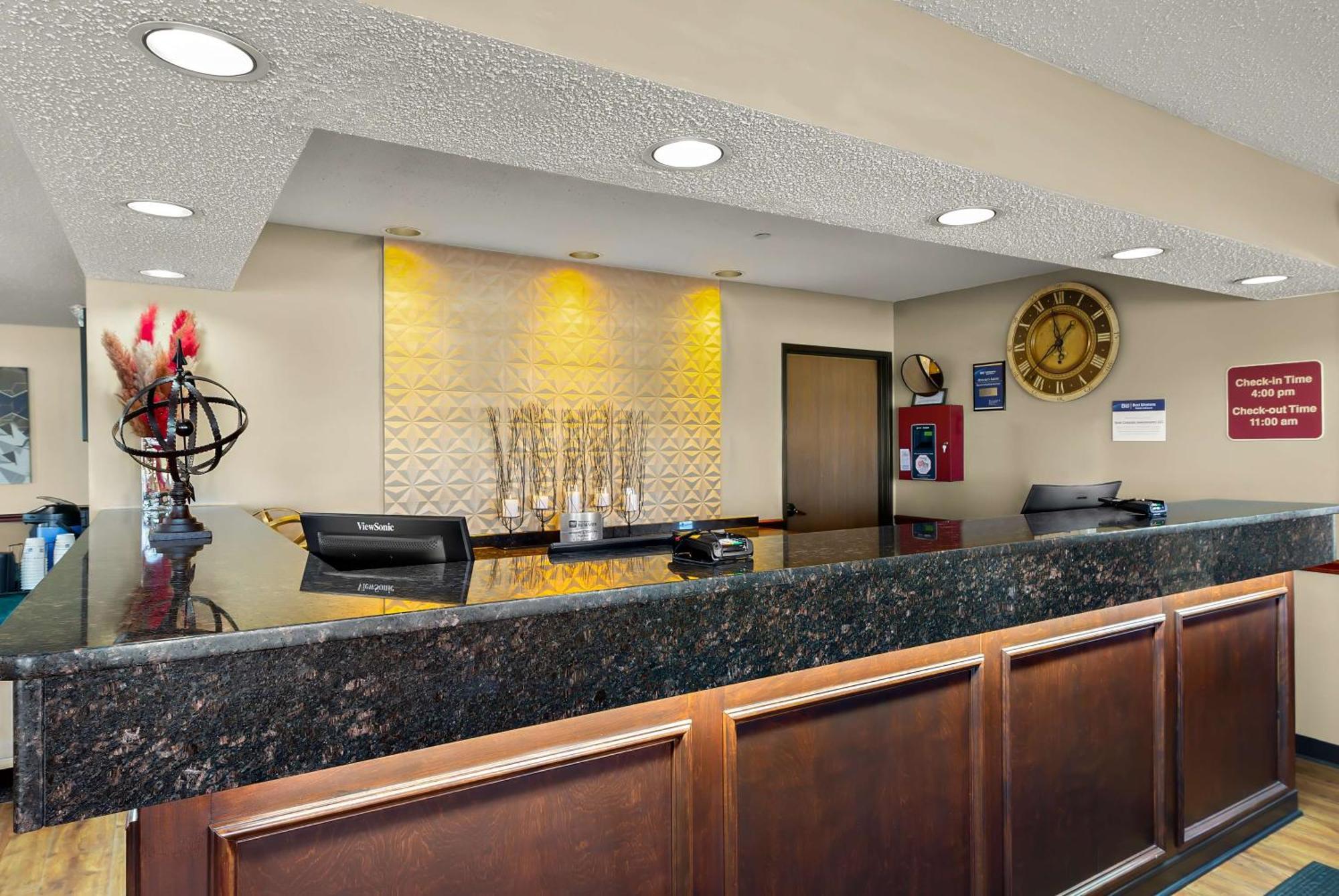 Best Western Lakewood Inn Hebron Zewnętrze zdjęcie