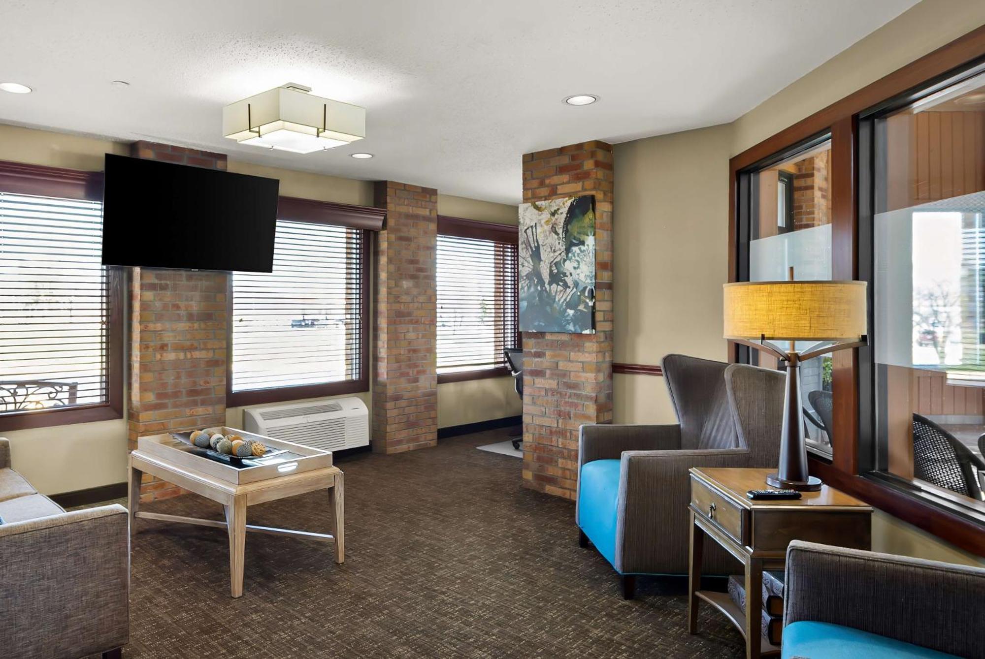 Best Western Lakewood Inn Hebron Zewnętrze zdjęcie